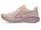Asics Womens Novablast 5 Shoes In Pearl Pink/Morganite