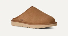 UGG Mens Classic Slip On In Chestnut