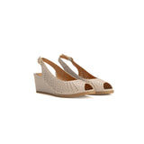 Hush Puppies Womens Katya Leather Shoes In Beige