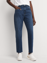 Guess High Rise Mom Jean Medium Wash