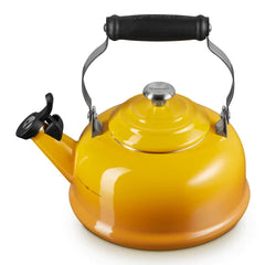 Le Creuset Classic Kettle Nectar