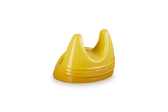 Le Creuset Pot Lid Holder Jp Hatbox In Nectar - One Size