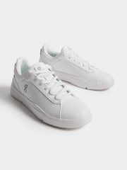 Oncloud Womens The Roger Advantage 2.0 running white