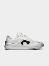 On Cloud Mens The Roger Pro 2.0 White Tennis Shoes
