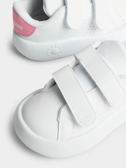 Adidas Girls Advantage CF Sneakers In White & Pink