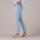 Levis Womens Curvy Straight Jeans In Medium Wash