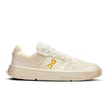 On Womens The Roger Clubhouse Ace Shoes In Ivory Dew