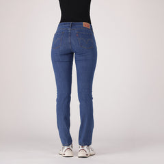 Levis Ladies Curvy Straight Jeans In Blue