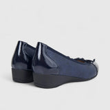 Hush Puppies Soft Style Rishon Bow Shoes In Navy