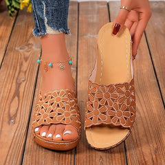 Footflex Womens Sandals In Taupe