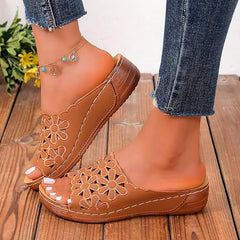 Footflex Womens Sandals In Taupe