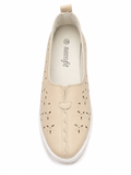 Aerofit Ladies Flat Shoes In Cream