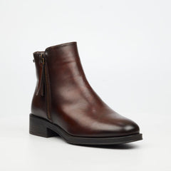 Miss Black Ladies Deers 1 Boots In Chocolate