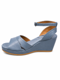 Froggie Ladies Lea Waxy Heels In Manager