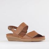 Froggie Ladies Lea Jumper Sandals Tan