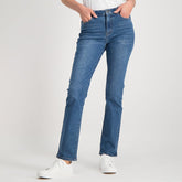 Jeep Womens Straight Leg Core Jeans In Medium Wash
