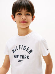 Tommy Hilfiger Unisex Curved Graphic T-Shirt In White