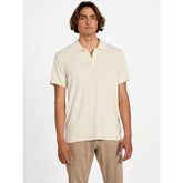Guess Mens Axel Rip Golfer In Stone