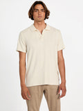 Guess Mens Axel Rip Golfer In Stone