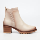 Butterfly Feet Ladies Noxer 7 Boots Bone