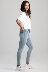 Sissyboy Womens Mid-Waist Baisc Jeans In Light Vintage