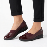 Pierre Cardin Womens Emma 1 Ladies Shoes In Burgandy