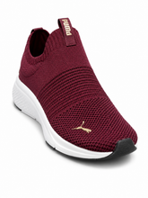 Puma Womens Softride Pro Echo Slip-On Sneakers In Burgandy