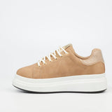 Butterfly Feet Womens Senhora 23 Shoes In Taupe