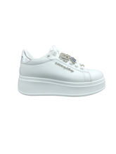 Sissy Boy Womens Gabriella Sneakers With Charms In White