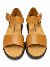 Hush Puppies Womens Tansy Cuoio Two Tone Sheep Okra Leather Sandals In Tan