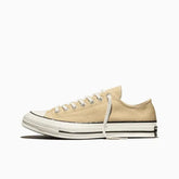 Converse Unisex Chuck 70 Lo Ox Shoes In Hay Day