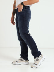 Guess Mens Regular Straight jeans In Dark Wash