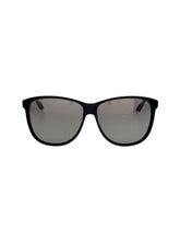 Gucci Catlook Sunglasses In Black