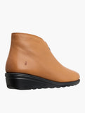 Hush Puppies Ladies Rianna Zip Boots In Tan
