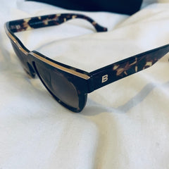 Balenciaga Womens Tort Frame Sunglasses In Tortoise Brown