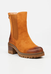 Miss Black Ladies Carter 1 Boots In Tan