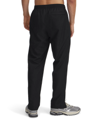 Under Armour Men Rival Woven Windbreaker Black