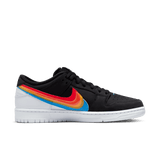 Nikes Unisex Adults Dunk Low Polaroid Sneakers In Black/White