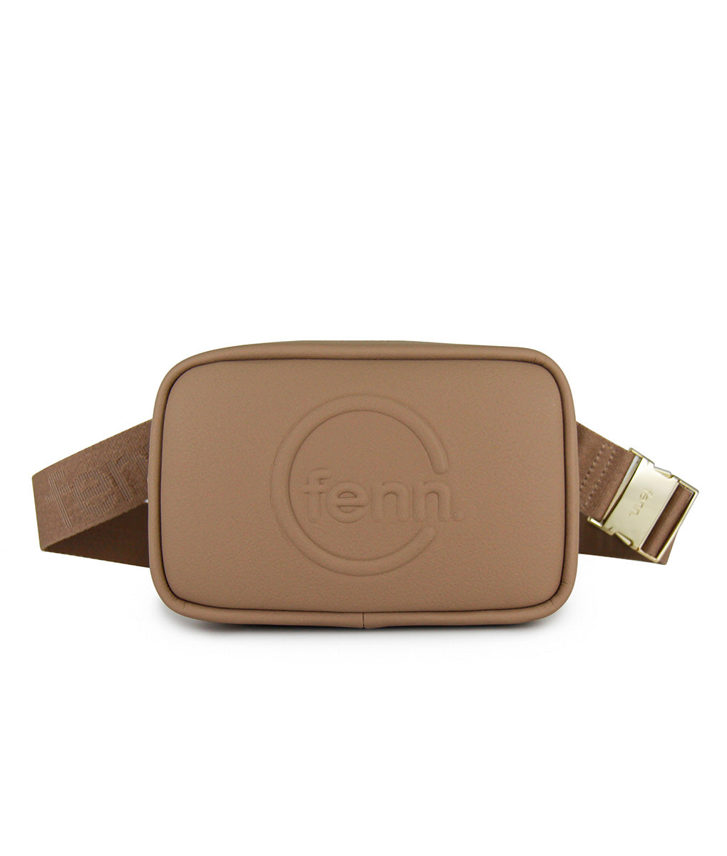 Fenn Womens Pouch In Cuppacino