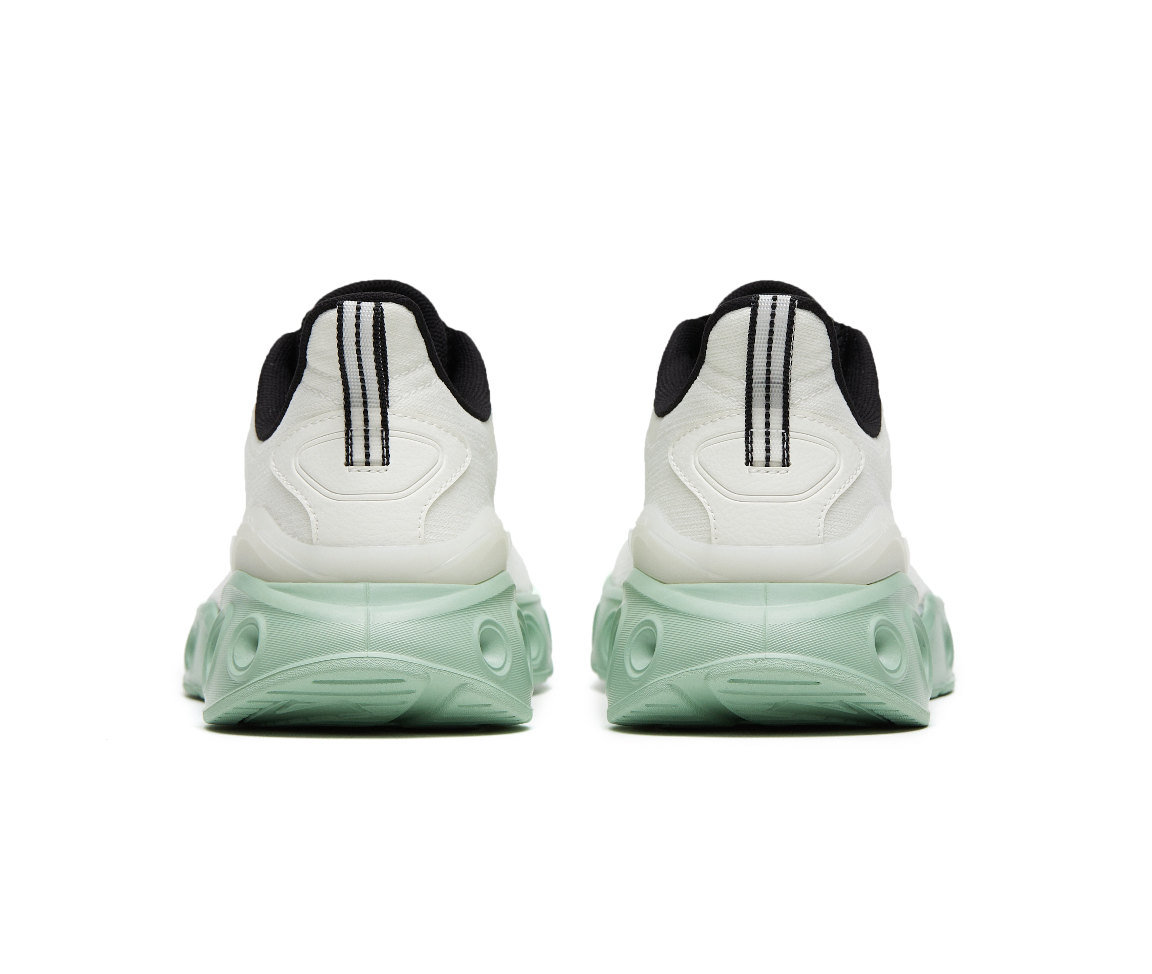 Anta Mens Running Shoes White & Green