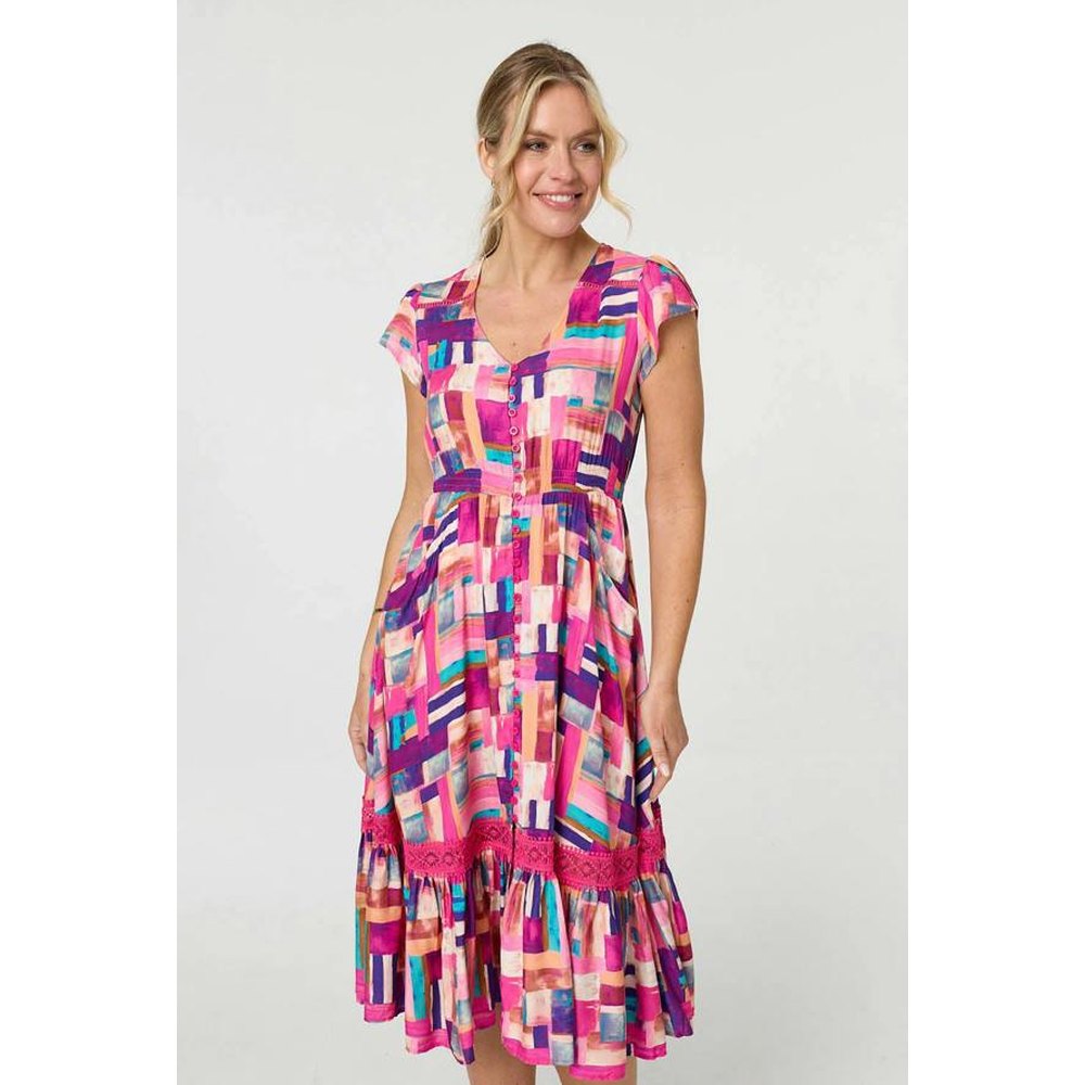 Stella Morgan Geo Print Cap Sleeve Shirred Midi Dress In Pink
