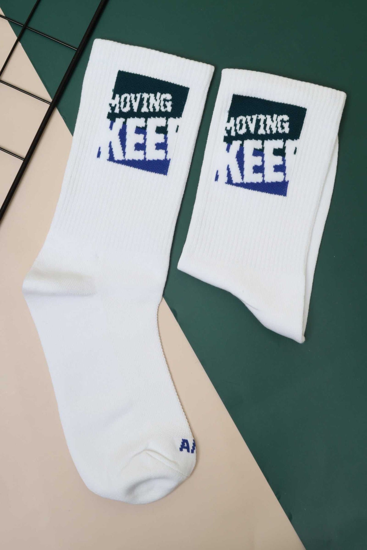 Anta Unisex Keep Moving Sports Socks In White