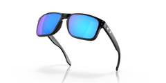 Oakley Holdbrook Sunglasses For Men In Black
