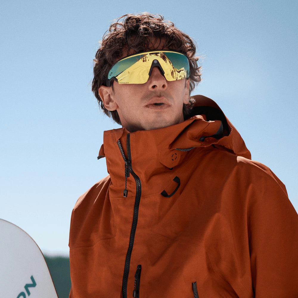 Oakley Meta Vanguard Smart Glasses – Prizm 24K, Black (Pre Order)