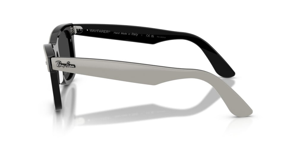 Ray-Ban Unisex Wayfarer Polarized Sunglasses In Black And Grey