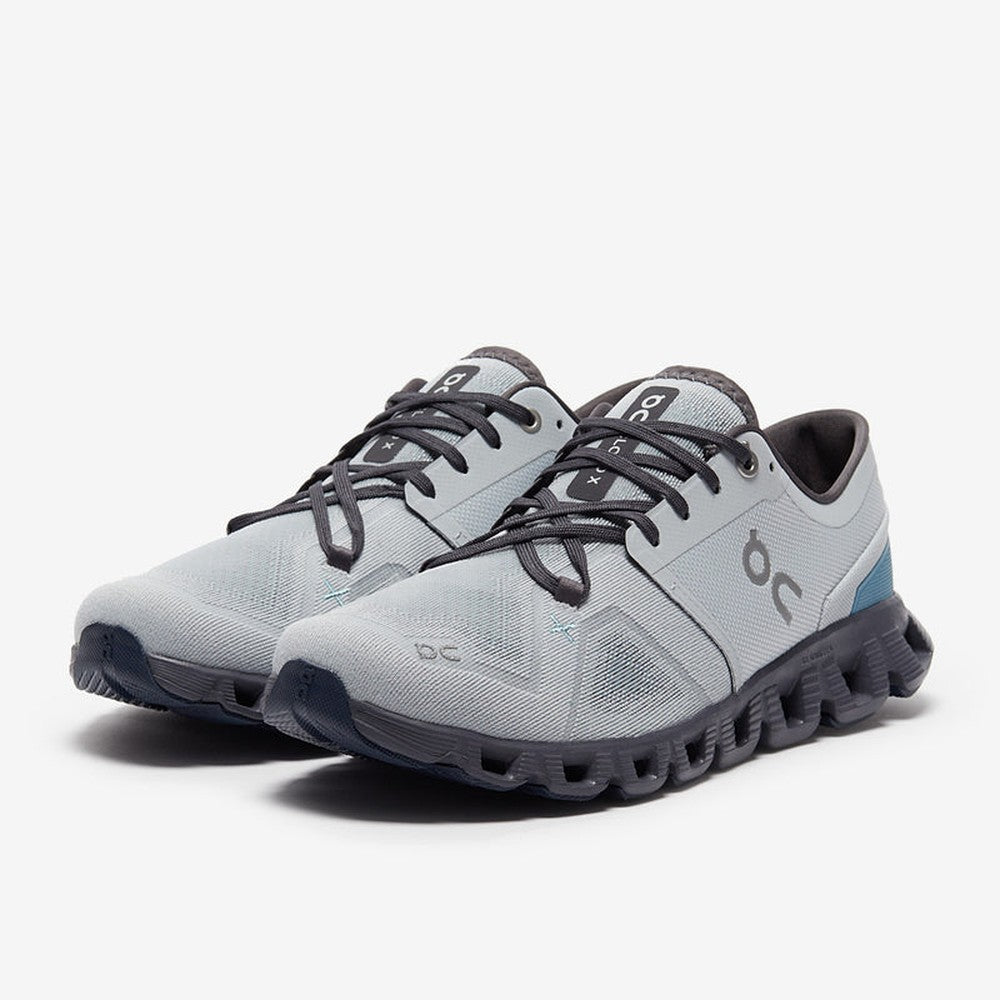 On Mens Cloud X 3.0 Snekares In Glacier/Iron