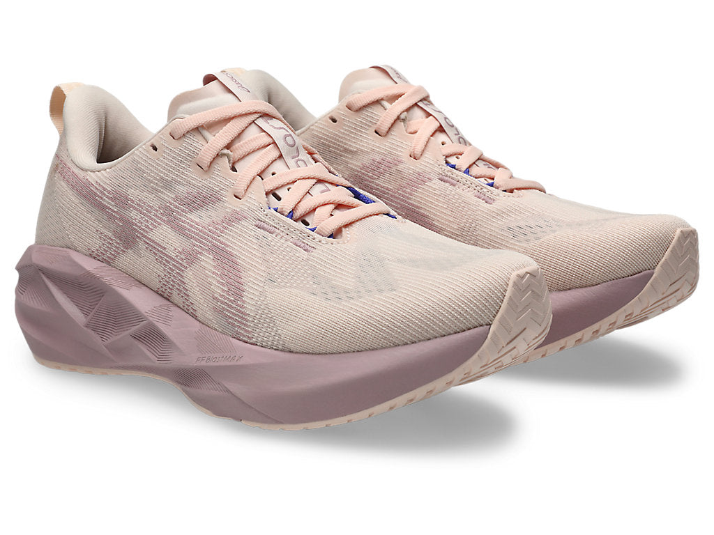 Asics Womens Novablast 5 Shoes In Pearl Pink/Morganite