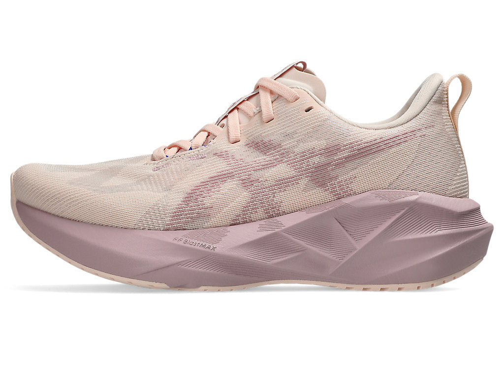 Asics Womens Novablast 5 Shoes In Pearl Pink/Morganite
