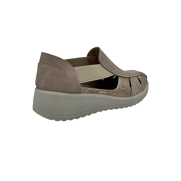 Cuahion Walk Ladies Joey Shoes In Gold