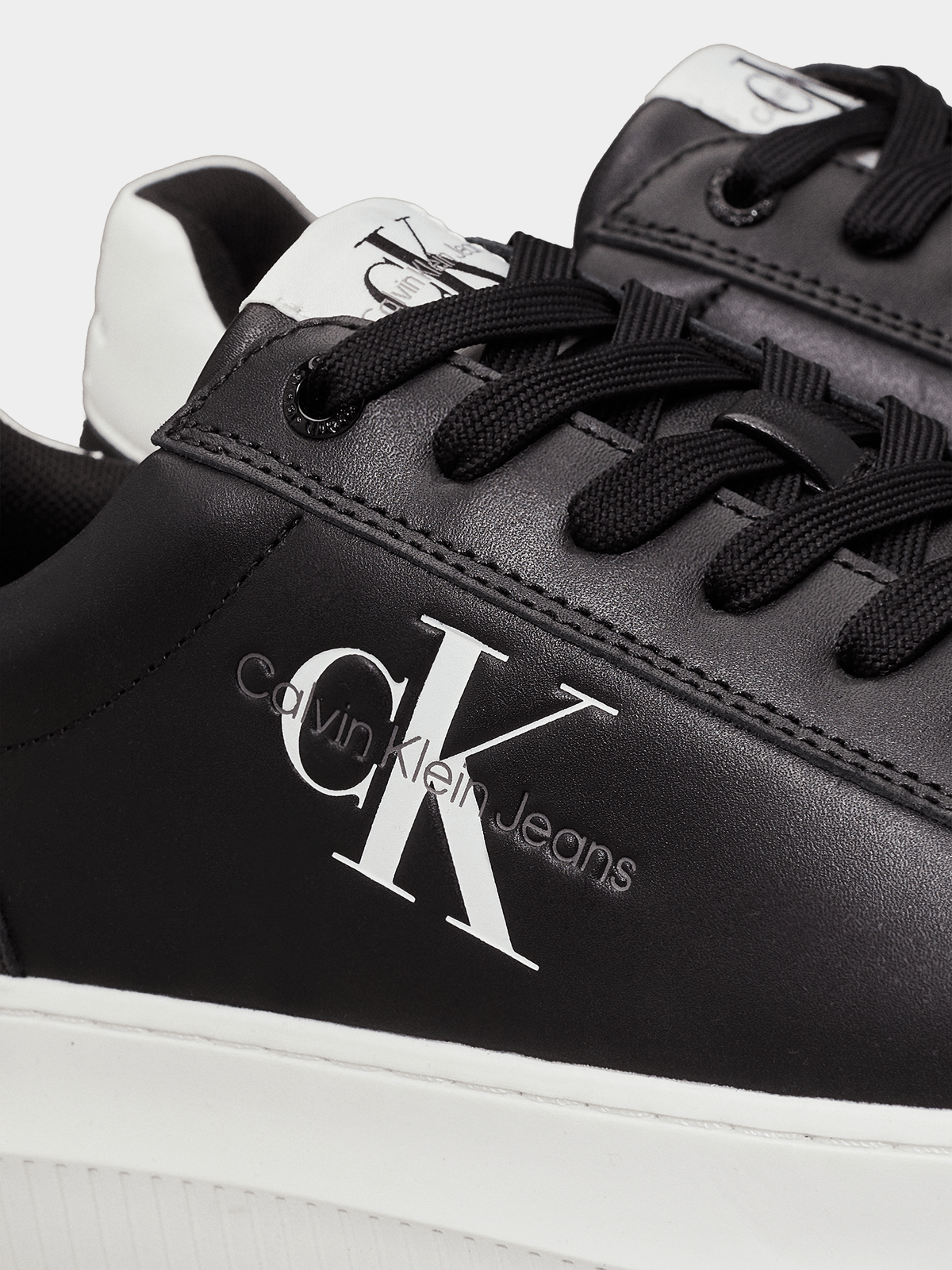 Calvin Klein Mens Chunky Cupsole Leather Shoes In Black and White